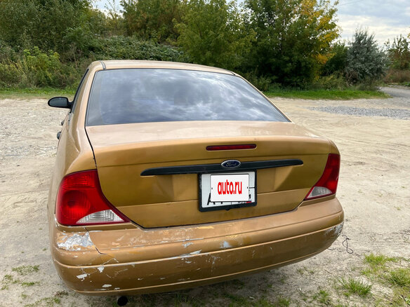 2001 Ford Focus I (North America), золотистый, 170000 рублей - вид 1