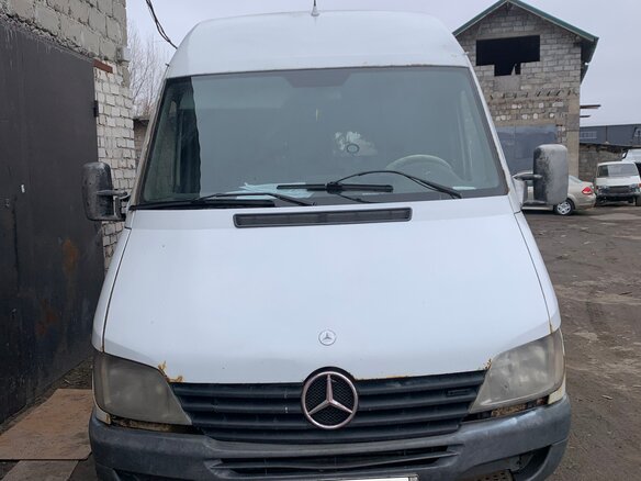 2000 Mercedes-Benz Sprinter, белый, 480000 рублей - вид 1