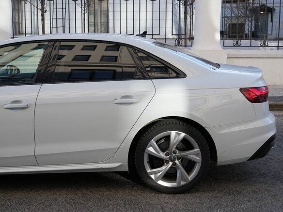 2020 Audi A4 40 TFSI V (B9) Рестайлинг, белый, 2999990 рублей - вид 5
