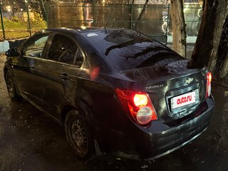 2014 Chevrolet Aveo II, чёрный, 1090000 рублей, вид 5