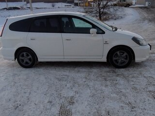 2005 Honda Stream I Рестайлинг, белый, 650000 рублей, вид 5