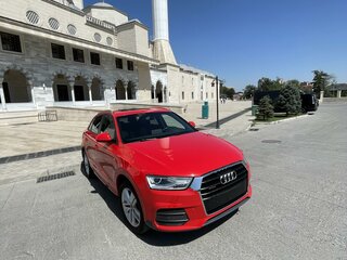 2018 Audi Q3 I (8U) Рестайлинг, красный, 2300000 рублей, вид 3