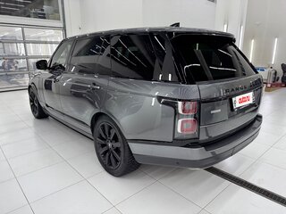 2018 Land Rover Range Rover Long IV Рестайлинг, серый, 7000000 рублей, вид 5