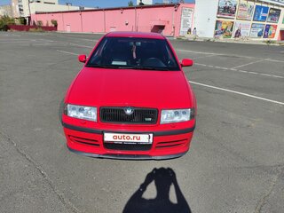 2001 Skoda Octavia I (A4) Рестайлинг, красный, 1000000 рублей, вид 1