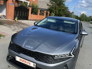 2021 Kia K5 III, серый, 2400000 рублей, вид 3