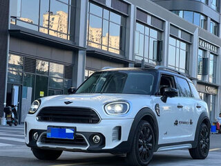 2022 Mini Countryman Cooper II Рестайлинг, белый, 1605000 рублей, вид 1