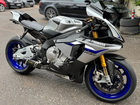 2015 Yamaha YZF-R1, серебристый, 1650000 рублей, вид 1