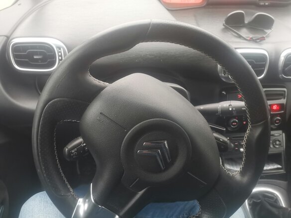 2010 Citroen C3 Picasso I, золотистый, 590000 рублей - вид 12