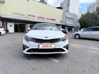2019 Kia Optima IV Рестайлинг, белый, 1230000 рублей, вид 1