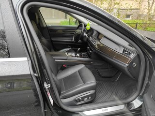 2012 BMW 7 серии Long 740Li xDrive V (F01/F02/F04) Рестайлинг, чёрный, 2300000 рублей, вид 3