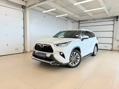 Toyota Highlander IV (XU70)