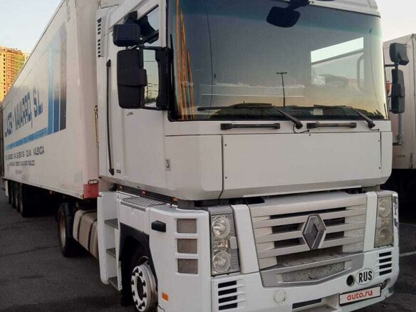 2008 Renault Magnum, белый, 4000000 рублей