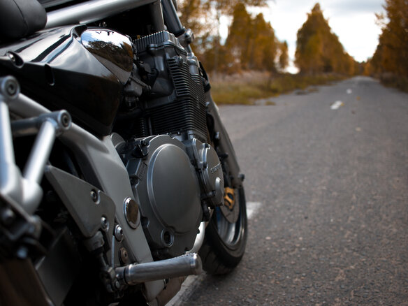 2004 Suzuki Bandit GSF 600, серебристый, 281878 рублей - вид 12