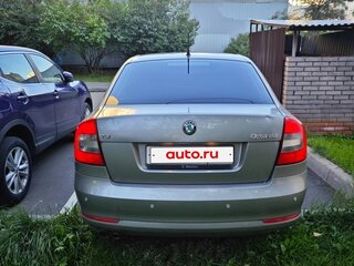 2011 Skoda Octavia DSG7 II (A5) Рестайлинг, серебристый, 820000 рублей, вид 2