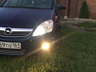 2008 Opel Zafira B Рестайлинг, синий, 580000 рублей, вид 1