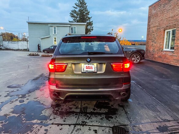 2012 BMW X5 35i II (E70) Рестайлинг, коричневый, 2200000 рублей - вид 6