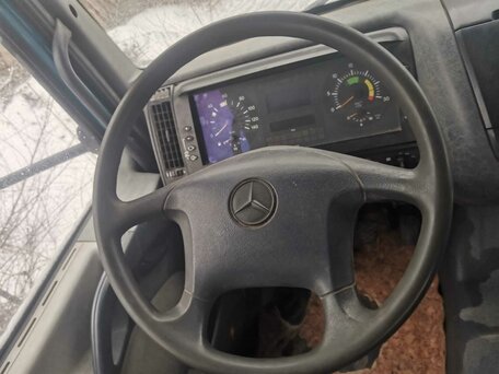 2002 Mercedes-Benz Atego, синий, 2850000 рублей, вид 5