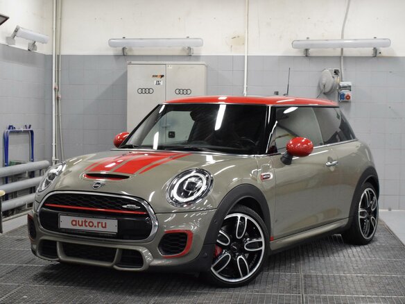 2018 Mini Hatch JCW III (F55/F56) Рестайлинг, серый