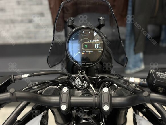 2025 Royal Enfield Himalayan, серый, 585000 рублей - вид 11