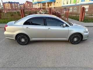 2007 Toyota Avensis II Рестайлинг, серебристый, 950000 рублей, вид 3