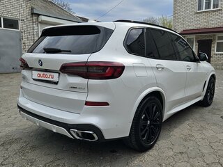 2020 BMW X5 40d IV (G05/G18), белый, 8900000 рублей, вид 5