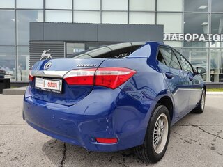 2013 Toyota Corolla XI (E160, E170, E180), синий, 1315000 рублей, вид 4