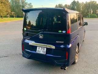 2018 Honda Stepwgn Spada V Рестайлинг, синий, 2500000 рублей, вид 3