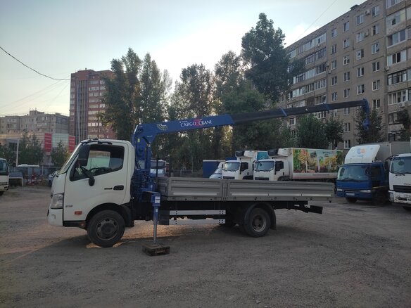 2013 Hino Series 300 (Dutro), белый, 3390000 рублей