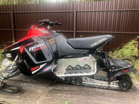2011 Polaris 800 Rush, красный, 750000 рублей, вид 2