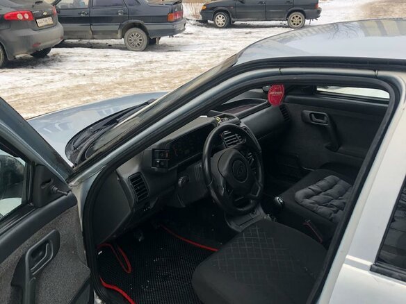 2004 Lada (ВАЗ) 2110, серебристый, 190000 рублей - вид 5