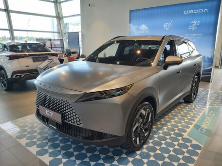 Omoda C7