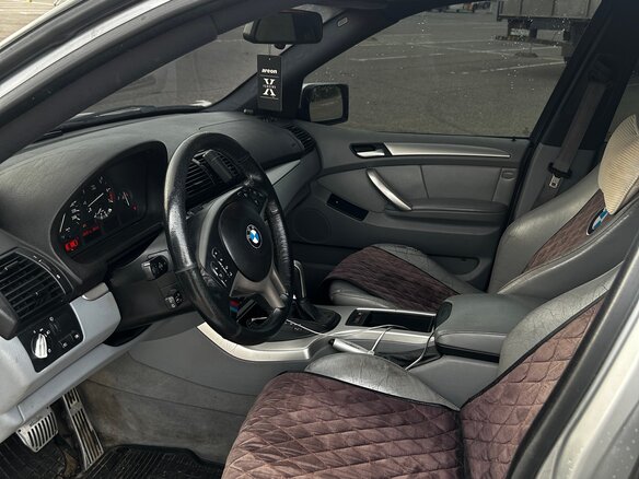 2001 BMW X5 3.0i I (E53), серебристый, 650000 рублей - вид 7