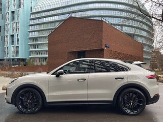 2022 Porsche Cayenne Turbo GT Coupé III, серый, 17500000 рублей, вид 2