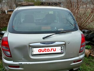 2001 Daihatsu Storia I (M100) Рестайлинг 2, белый, 103000 рублей, вид 3