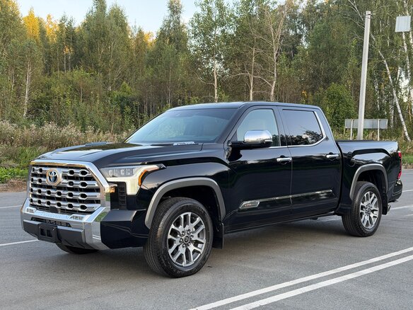 2024 Toyota Tundra CrewMax III, чёрный, 8250000 рублей - вид 21