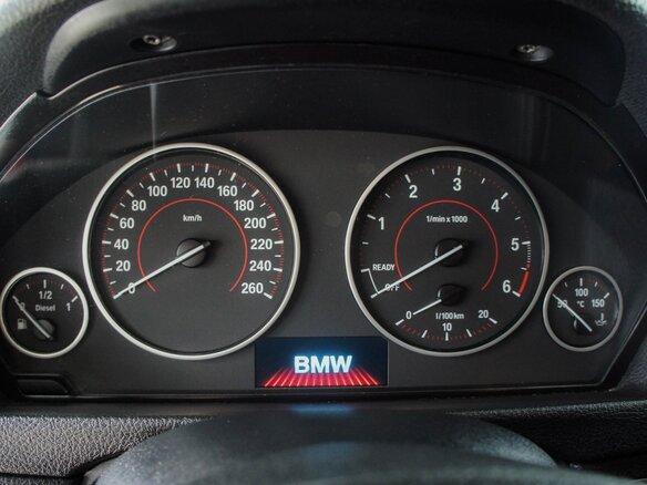 2014 BMW 4 серии 420d xDrive F32/F33/F36, белый, 2000000 рублей - вид 9