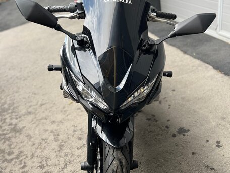 2021 Kawasaki Ninja 650, чёрный, 950000 рублей, вид 3