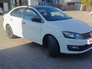 2017 Volkswagen Polo V Рестайлинг, белый, 850000 рублей, вид 5