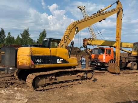 2007 Caterpillar 320D, 6750000 рублей, вид 1