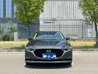 2021 Mazda 3 Axela IV (BP), серый, 1580000 рублей, вид 2