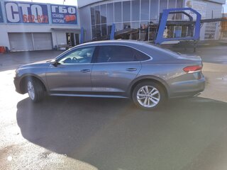 2020 Volkswagen Passat (North America and China) II (NA Market), серый, 2500000 рублей, вид 4