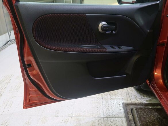 2007 Nissan Note I, оранжевый, 720000 рублей - вид 13