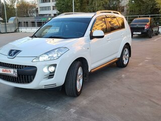 2011 Peugeot 4007, белый, 1130000 рублей, вид 2