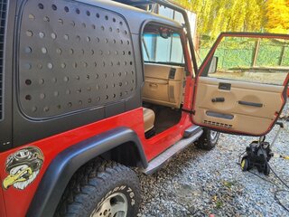 1997 Jeep Wrangler II (TJ), пурпурный, 1800000 рублей, вид 4
