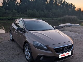 2013 Volvo V40 Cross Country I, золотистый, 1250000 рублей, вид 3