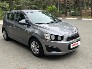 2012 Chevrolet Aveo II, серый, 800000 рублей, вид 2