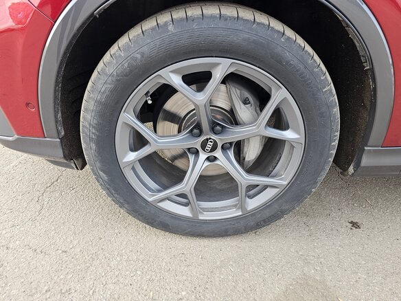 2020 Audi Q7 45 TDI II (4M) Рестайлинг, красный, 4950000 рублей - вид 16