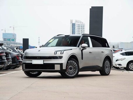 2026 Lynk & Co 900, серебристый, 7700000 рублей, вид 2