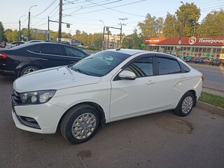 2017 Lada (ВАЗ) Vesta I, белый, 970000 рублей, вид 1