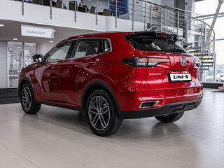 2025 Changan UNI-S I, красный, 3148101 рублей, вид 5